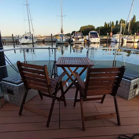 보트호텔 Oeko Budget Hausboot Retreat Mondschein