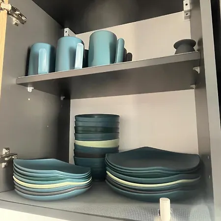 Tekne Oeko Budget Hausboot Retreat Mondschein *