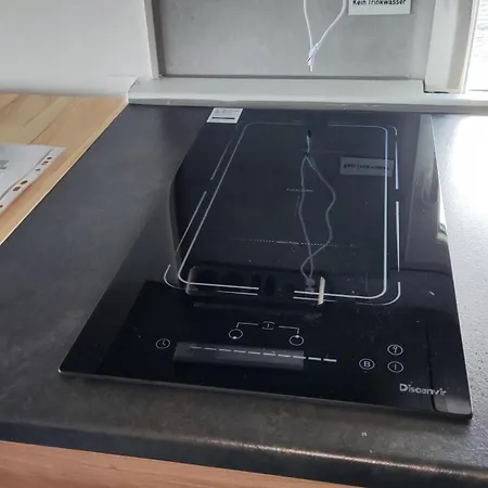 Oeko Budget Hausboot Retreat Mondschein Tekne