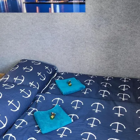 ספינת מלון Oeko Budget Hausboot Retreat Mondschein
